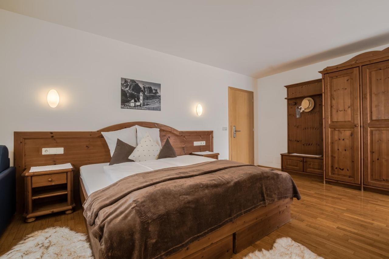 Crep Sella Hotel Colfosco Buitenkant foto