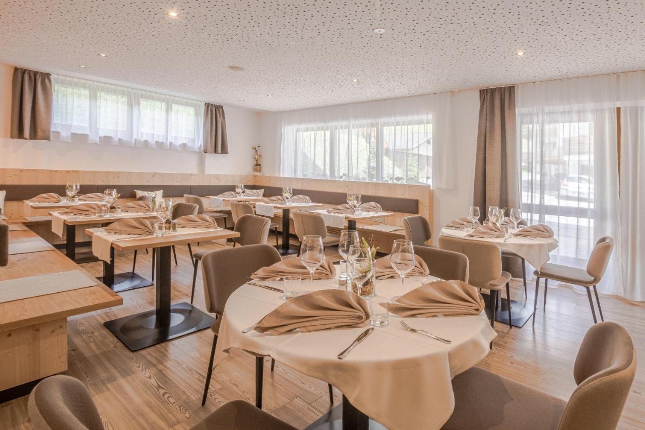 Crep Sella Hotel Colfosco Buitenkant foto