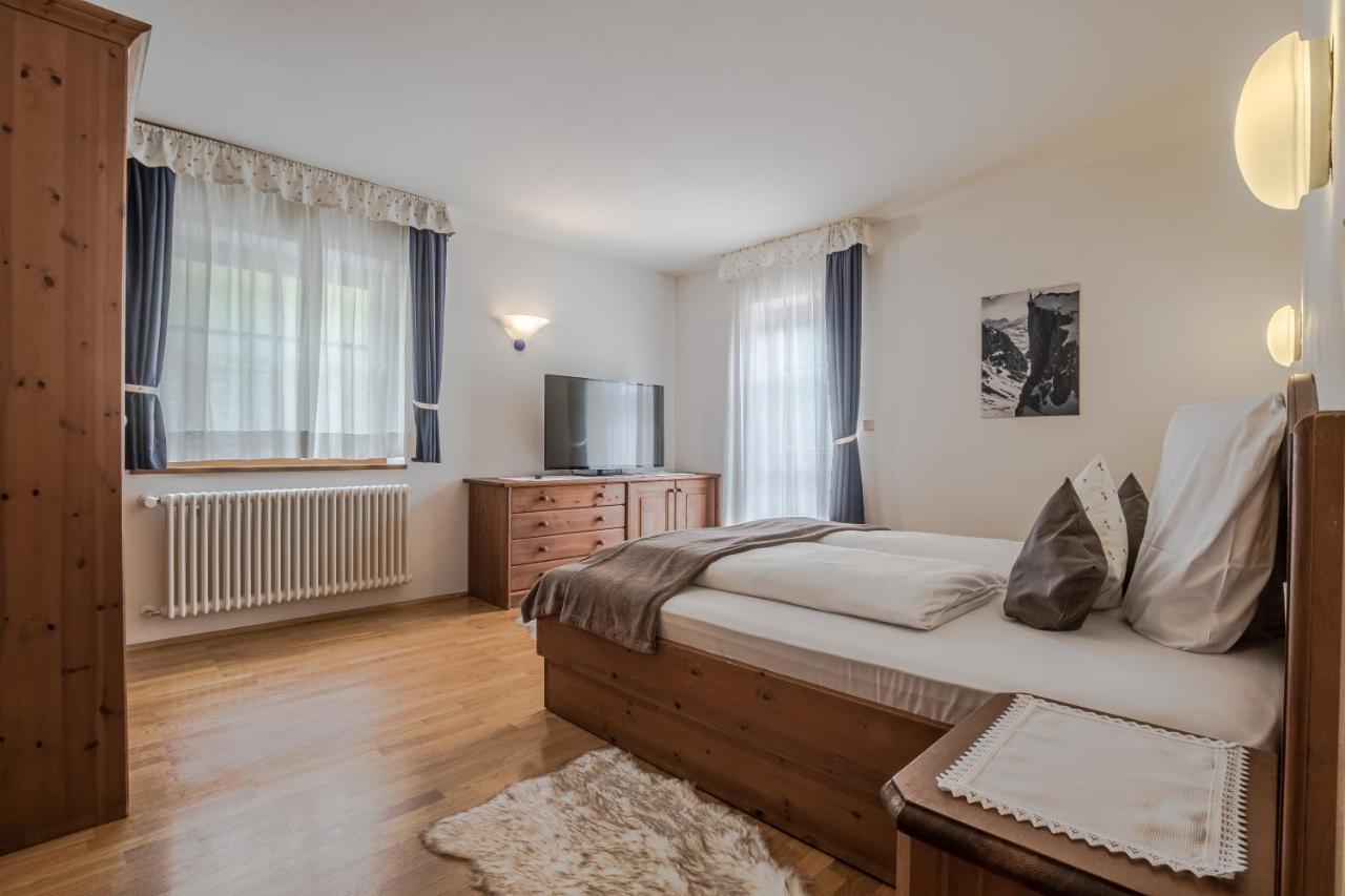 Crep Sella Hotel Colfosco Buitenkant foto